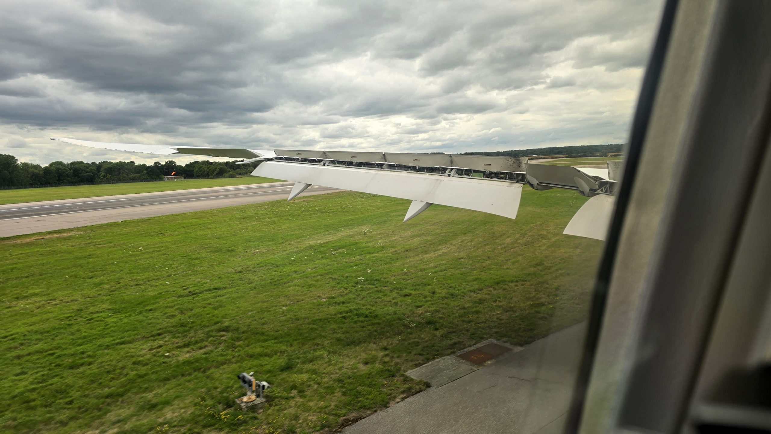 Landing in London-Gatwick
