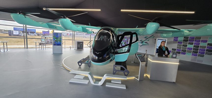 Embrear Eve 100 Mockup Farnborough 2026
